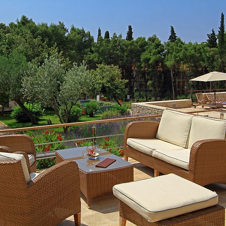 Aminess Vival Casa Velaris Hotel Supetar Exterior foto