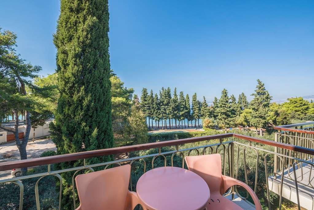 Aminess Vival Casa Velaris Hotel Supetar Quarto foto