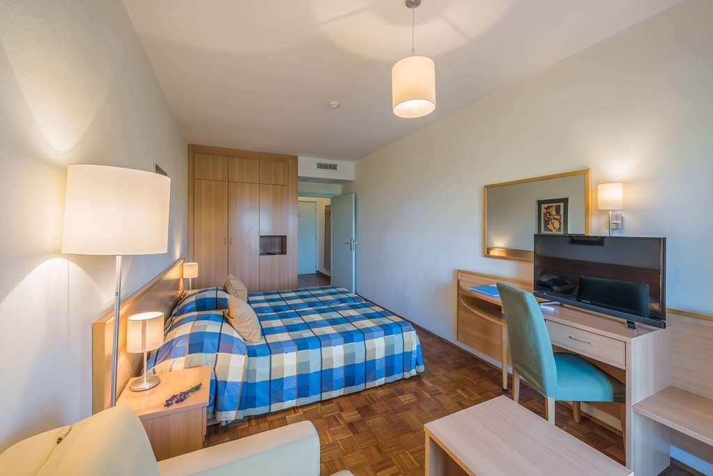 Aminess Vival Casa Velaris Hotel Supetar Quarto foto