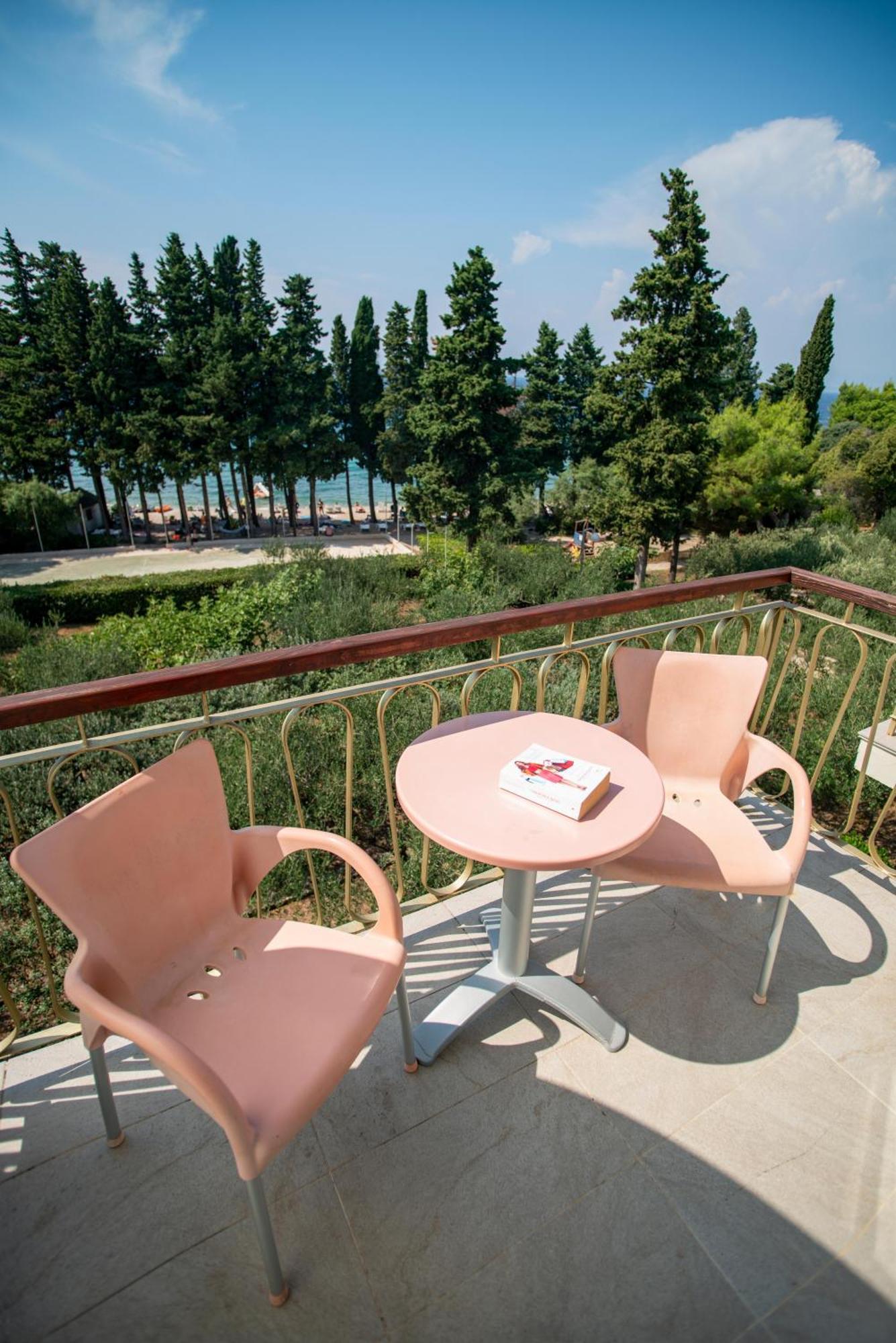 Aminess Vival Casa Velaris Hotel Supetar Exterior foto