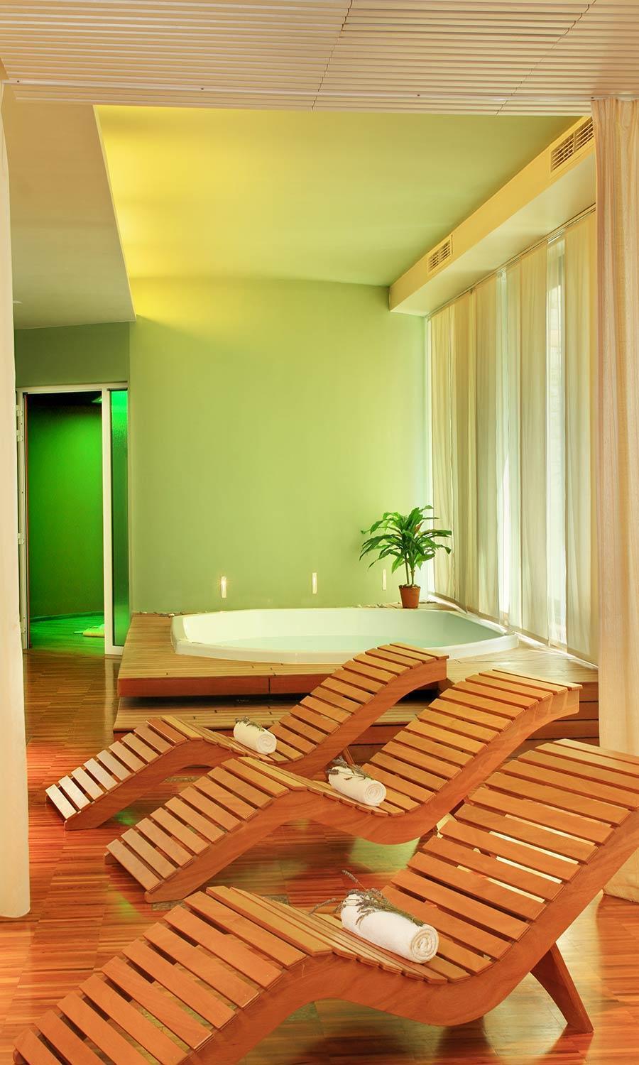 Aminess Vival Casa Velaris Hotel Supetar Exterior foto
