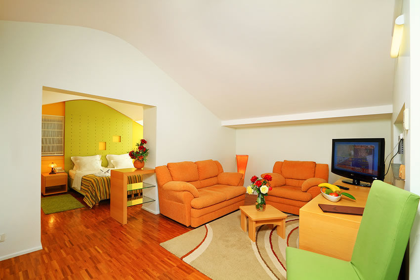 Aminess Vival Casa Velaris Hotel Supetar Exterior foto